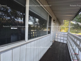 Building Photo - 1296 Blaine Ave