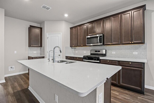 Building Photo - 1649 Settlers Glen Dr