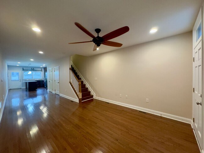 Building Photo - Charming 3 Bedroom/3 Bathroom Townhome in Middle East Neighborhood, Baltimore!