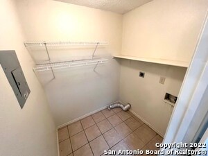 Building Photo - 9629 Green Plain Dr