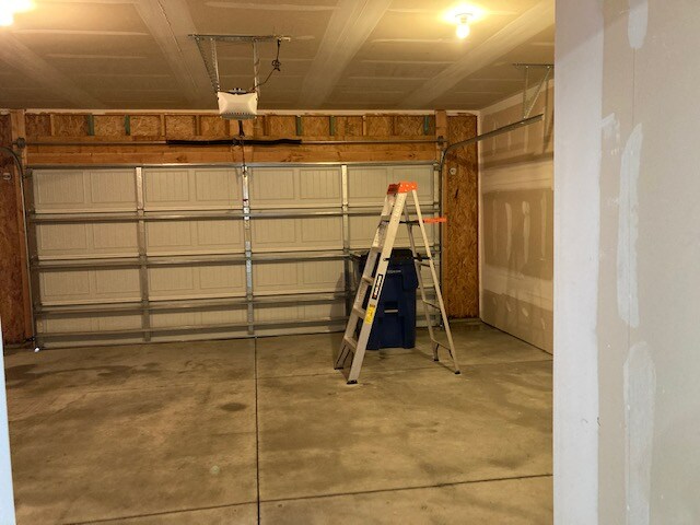 Building Photo - 5357 N Cypress Dr
