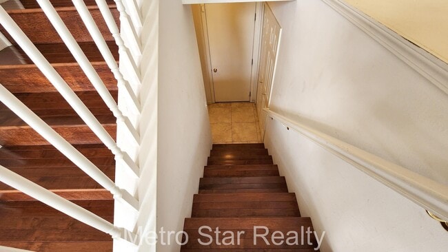 Building Photo - 2749 Barclay Way