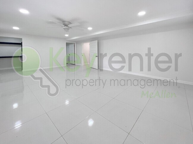 Building Photo - Beautiful 4bed/3 bath Home in McAllen
