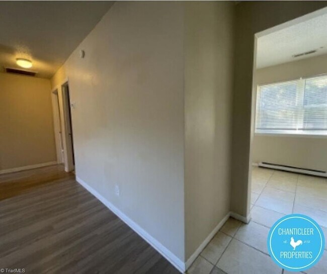 Building Photo - 1504 Autumn Dr