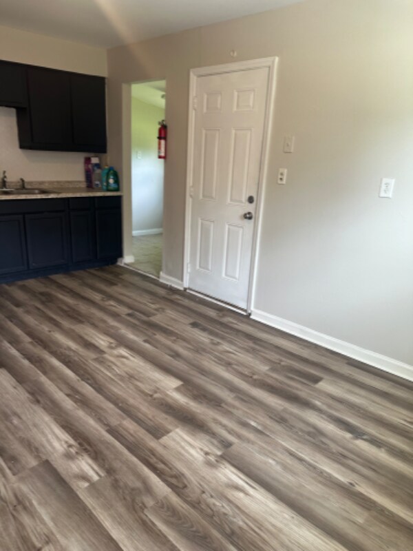 Building Photo - 6319 Hackberry Way