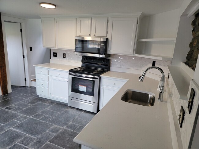 Building Photo - 199 CT-37