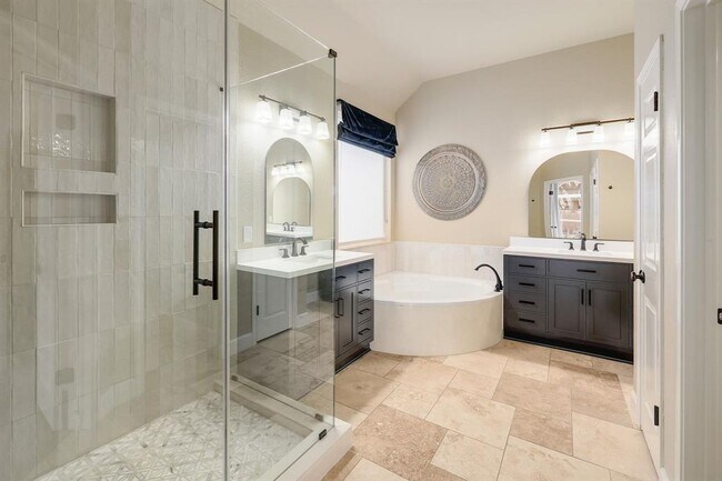 Building Photo - 8216 Fern Bluff Ave