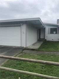 Building Photo - High Bank Waterfront West Beach Duplex! Sm...