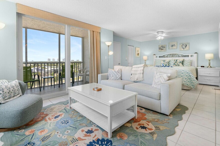 Building Photo - 5700 Bonita Beach Rd SW