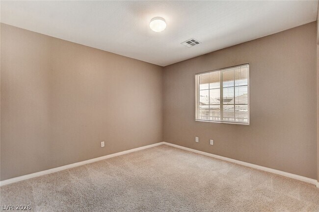 Building Photo - 656 Doubleshot Ln