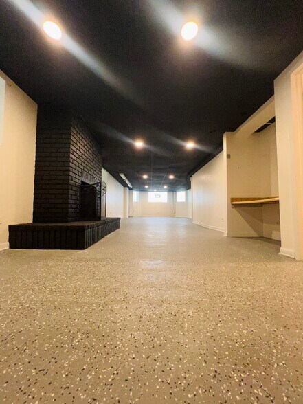 Apartment unit has two floors. Enjoy a modern lower level living space. Perfect for entertaining! - 6937 S Merrill Ave