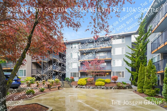 Building Photo - 3903 NE 45th St