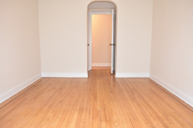 Building Photo - 570 Fort Washington Ave