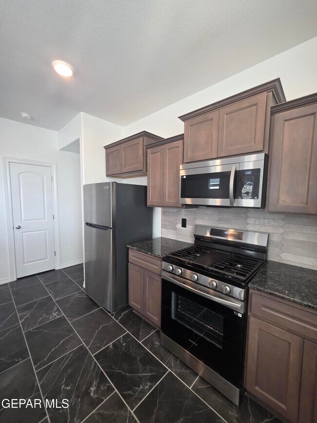 Building Photo - 4889 Christian Azcarate St