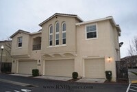 Building Photo - 1345 Incline Dr
