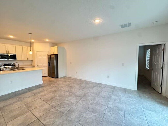 Building Photo - 4967 SW 150th Lane Rd