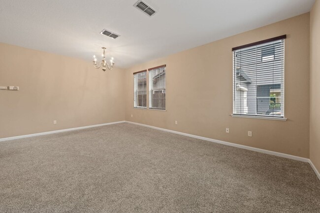 Building Photo - 10228 Pedra Do Sol Way