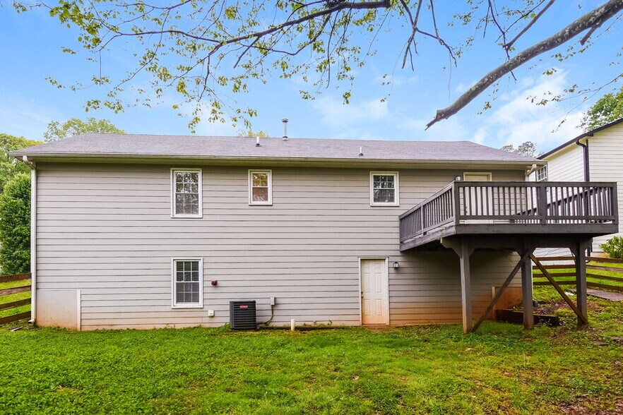 Building Photo - 1471 Daniel Ln