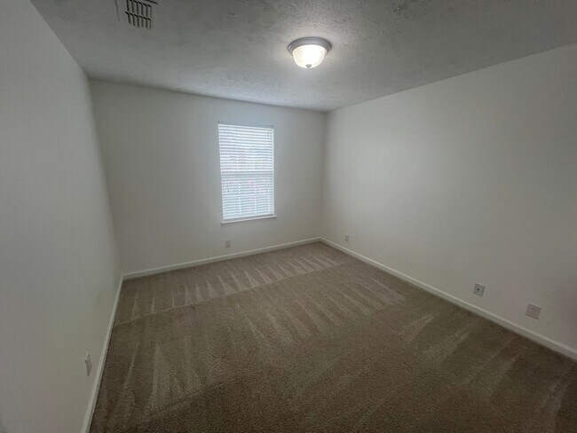 Building Photo - Blackman Area Coming Soon!