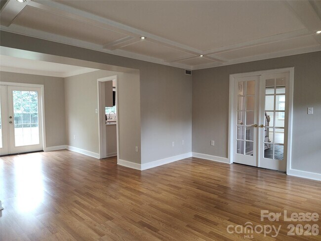 Building Photo - 7413 Doves Nest Cir