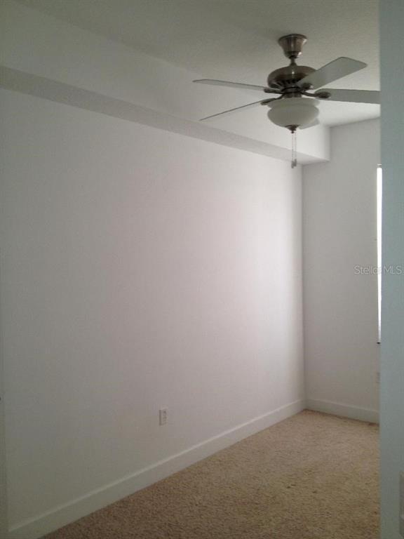Building Photo - 605 Elmhurst Ct