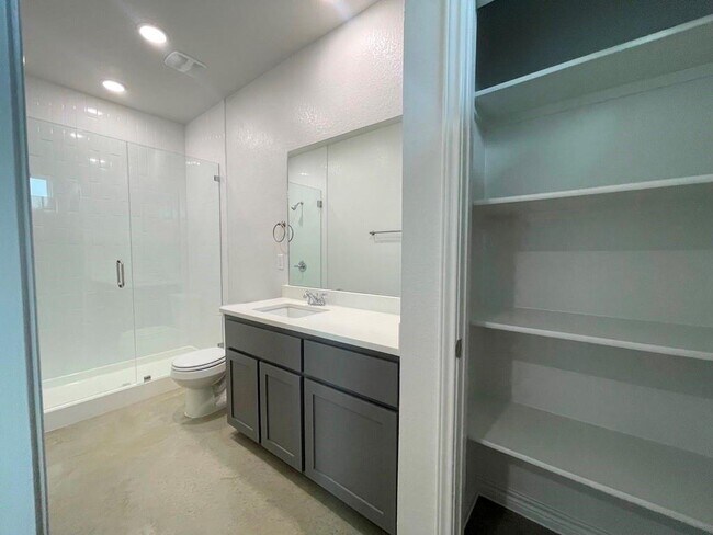 Building Photo - 224 Riptide Dr
