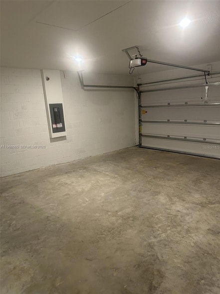 Building Photo - 8934 SW 135th Street Rd