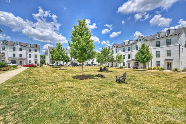 Building Photo - 3024 Red Cardinal Ln