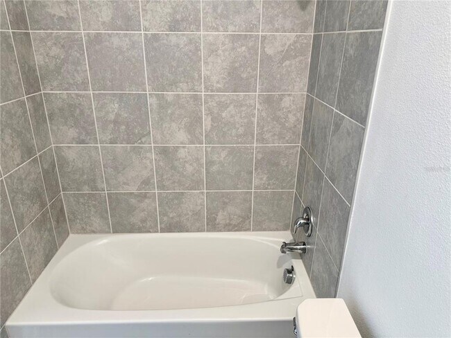 Building Photo - 7489 Stone Crk Trl