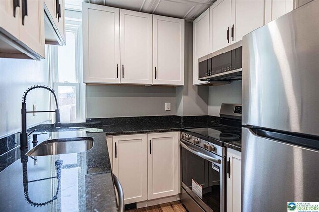 Building Photo - 34 E Washington Ave