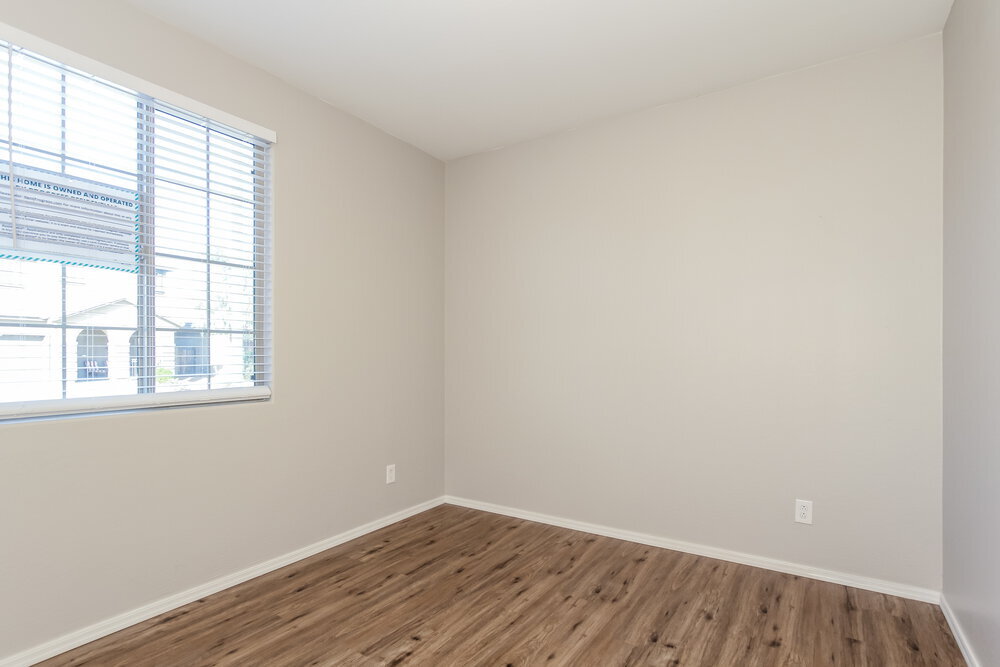 Building Photo - 12051 W Tether Trl