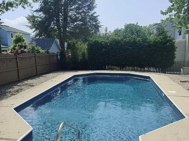 Building Photo - 9 Kiwi Loop