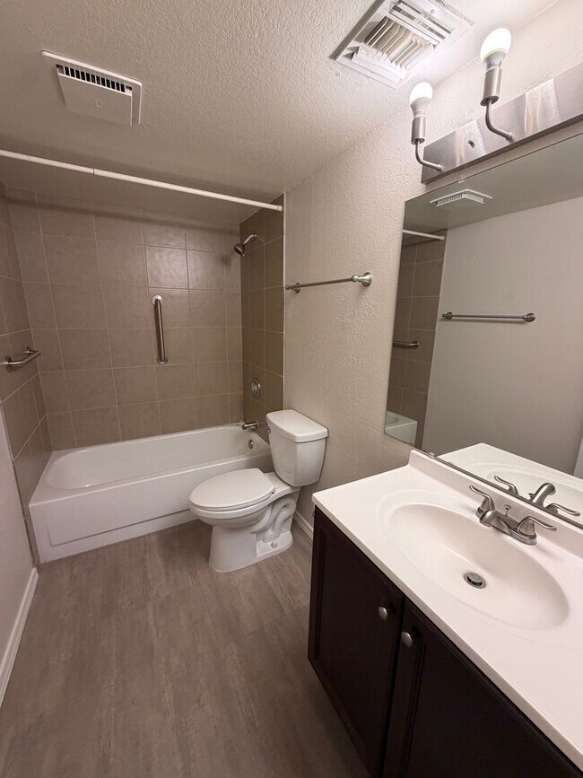 Building Photo - Spacious 3 Bed Tempe Home for Rent!