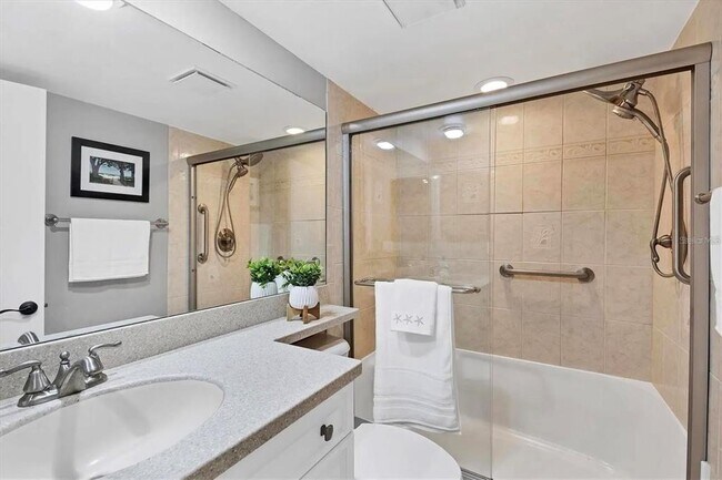 Building Photo - 1640 Stickney Point Rd