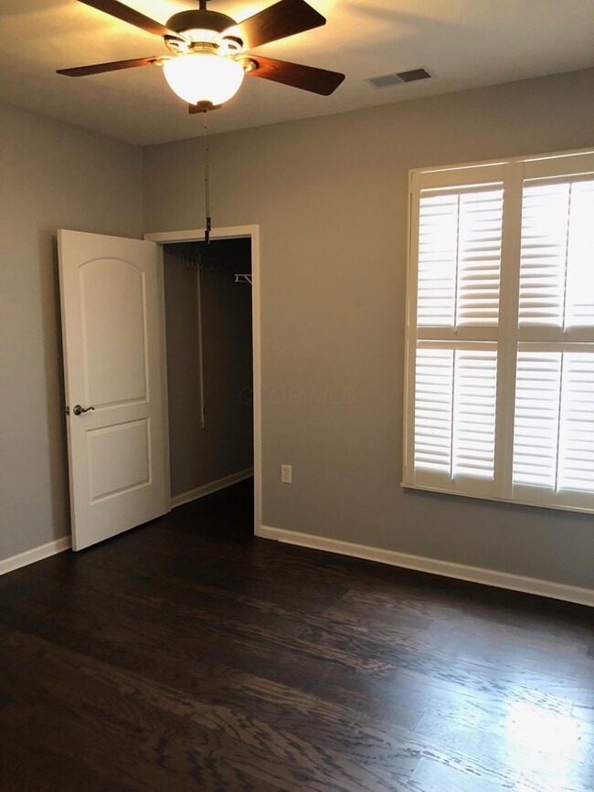 Building Photo - 7728 S Essex Gate Dr