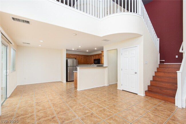Building Photo - 9933 Carrizo Springs Ave