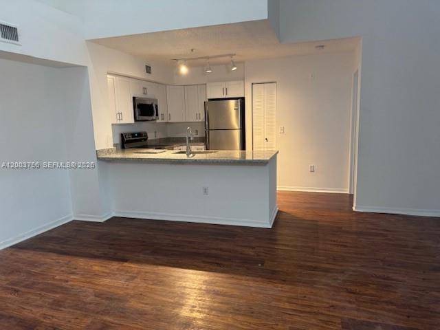 Building Photo - 12112 St.Andrews Pl