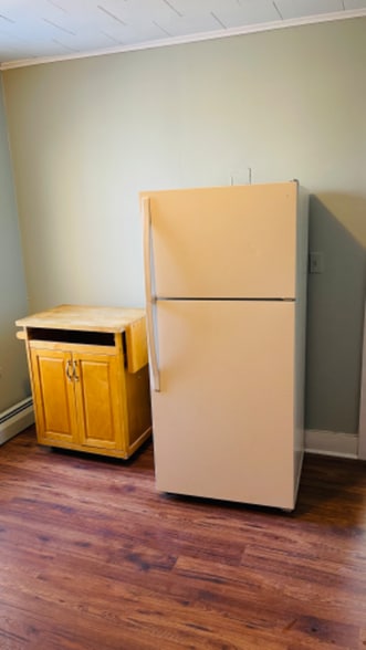 Building Photo - 80 Main St