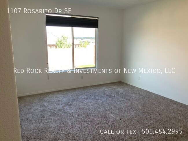 Building Photo - 1107 Rosarito Dr SE
