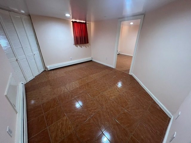 Bedroom w large walk in closet - 113 Oakwood Ave