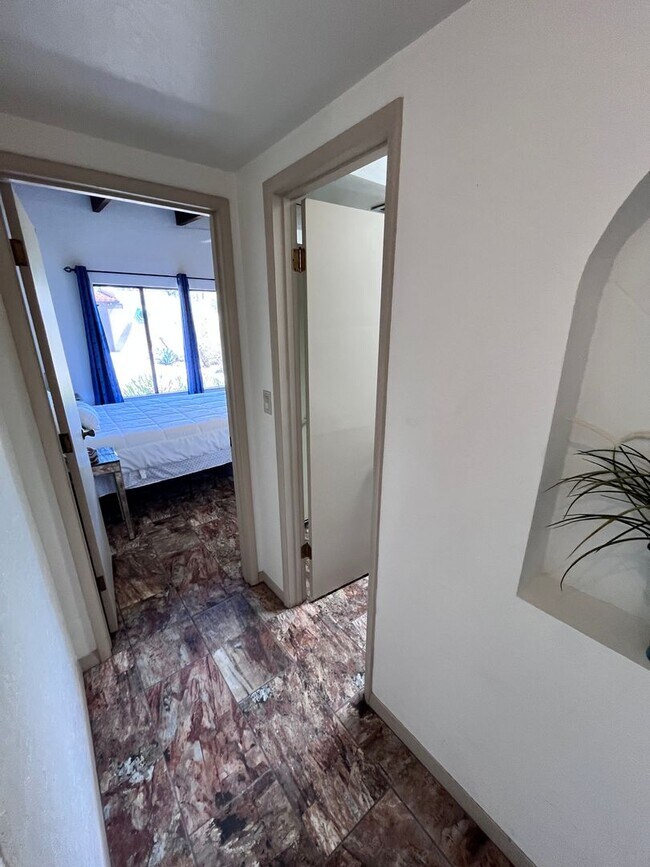 Building Photo - Catalina Foothills- 3 bedroom/ 3 bathroom ...