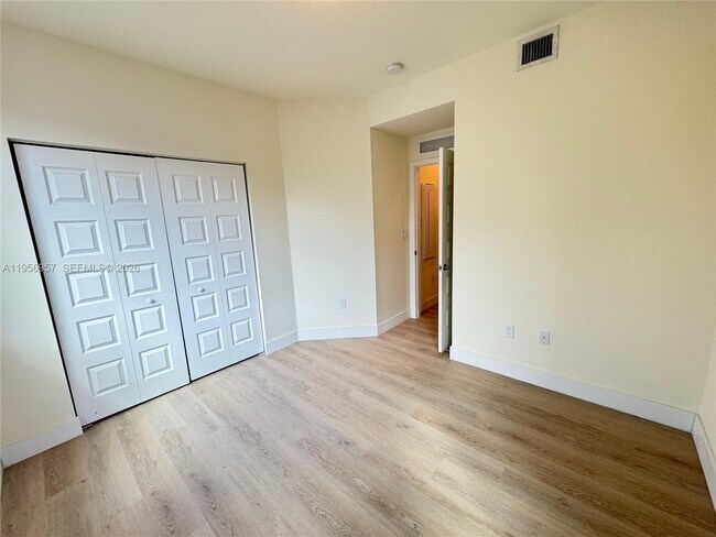 Building Photo - 4802 NW 83rd Path