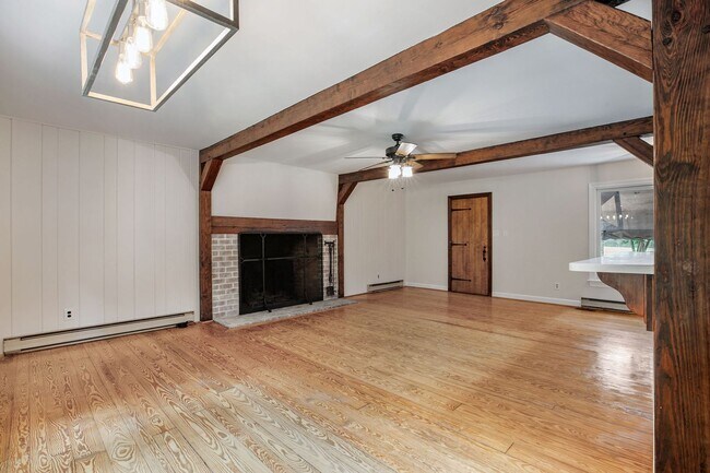 Building Photo - Call Victoria Jenkins at (757)525-7157 for more information