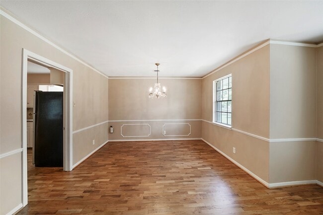 Building Photo - 4406 Rosebay Dr