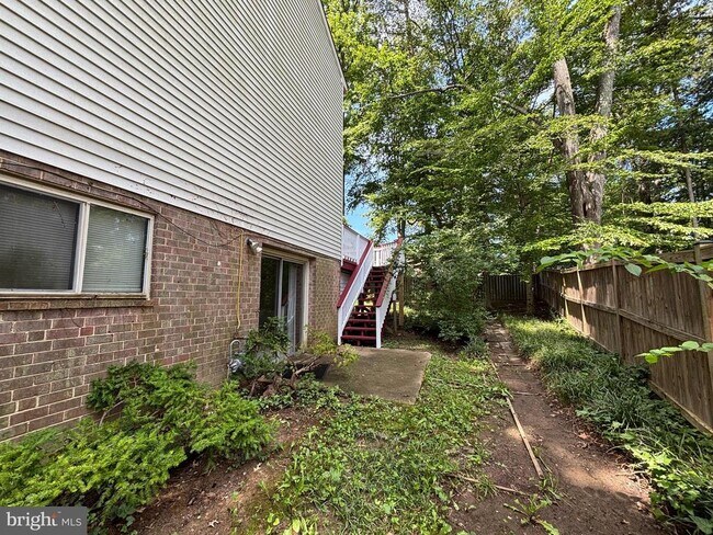 Building Photo - 8210 Riverside Rd