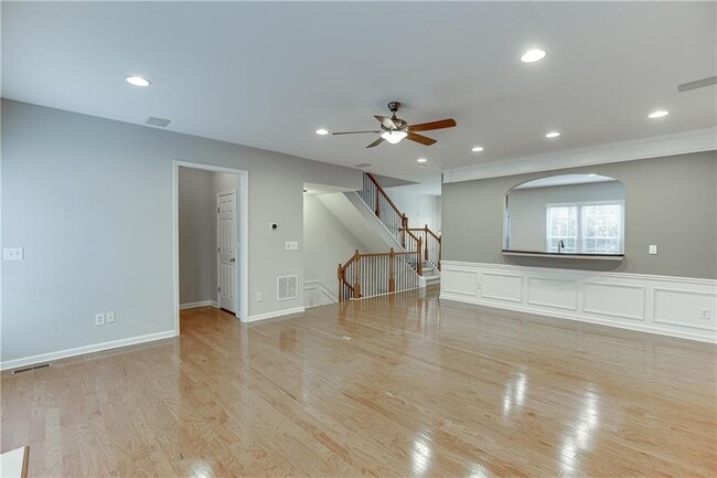 Building Photo - 2801 Loftview Square