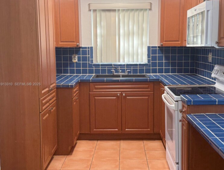 Building Photo - 10371 SW 201st Ter