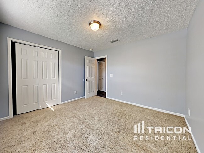Building Photo - 1149 Creeks Ridge Rd