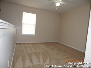 Building Photo - Nice 3 bedroom 2 bath with Loft -Ready for...