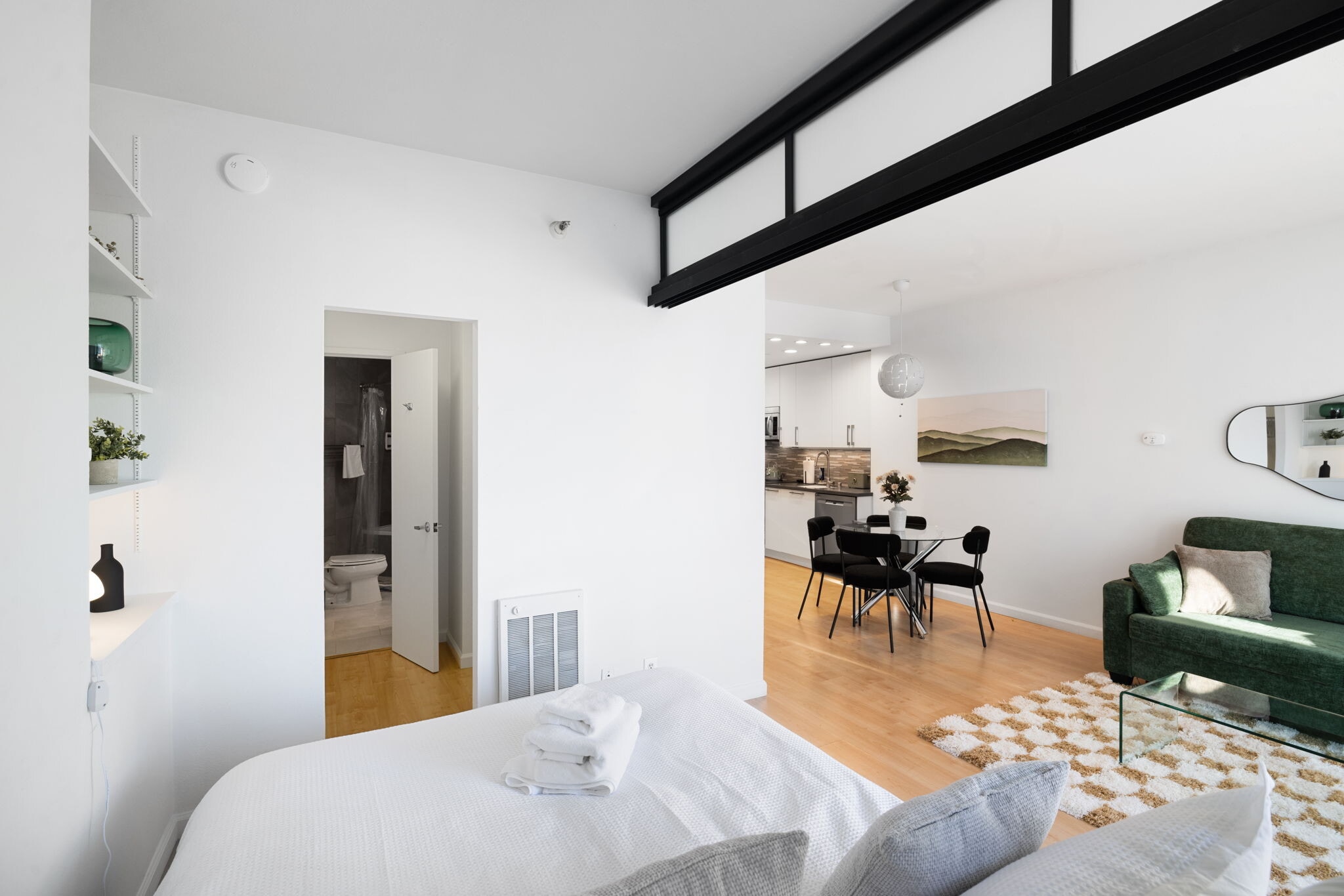 Building Photo - 1 Daniel Burnham Court